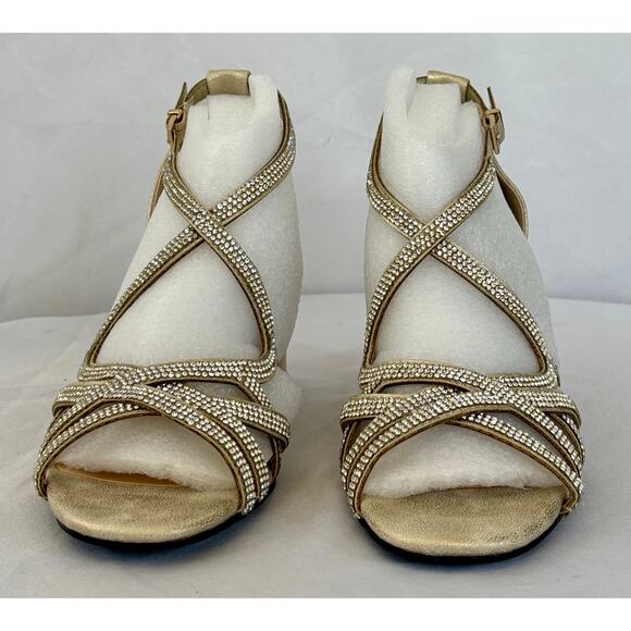 Bella Vita Women's Aliette Dress Sandals Heels Size 7.5 M Gold Metallic NWT - Picture 2 of 9
